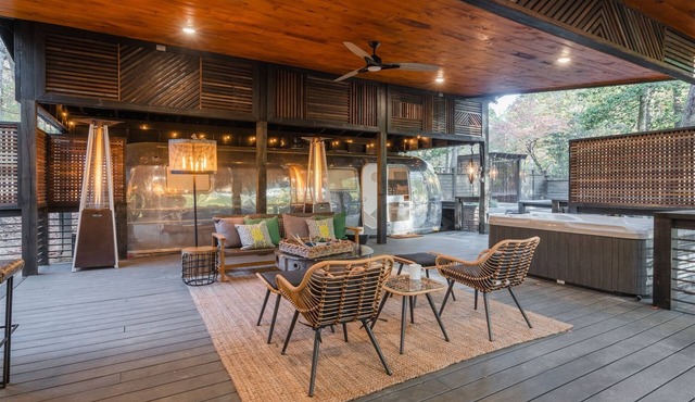 Modern elegance to outdoor living, surround yourselves in the perfect combinatio