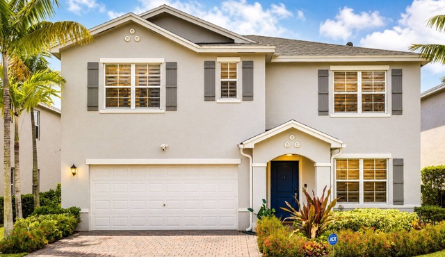 Modern Miami Home - Sleeps 12 - Near Hard Rock