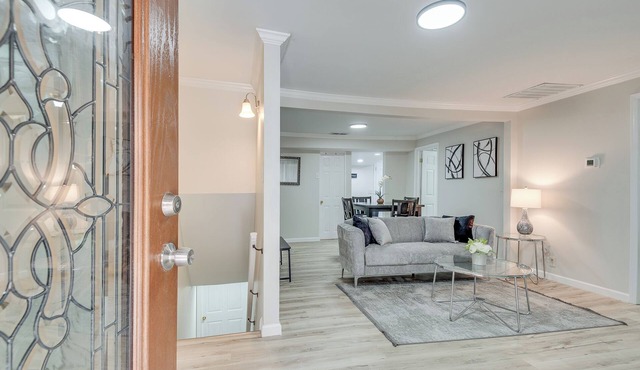 Modern Spacious 7-bedroom Oasis Near ATL's Main Attractions, Dining & Shopping