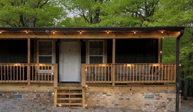 Modern Tiny Home: 2BR/2BA on 1 Acre
