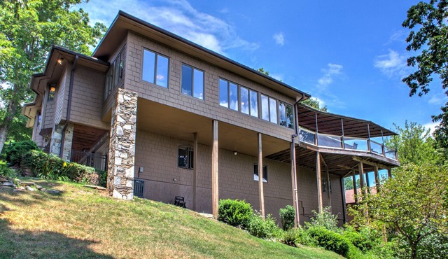 Morning Glow | Modern Mountain Retreat with Long-Range Views + Fireplace | Near Hendersonville