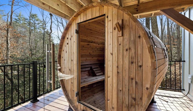 Mountain View Hot Tub Sauna Fire Pit