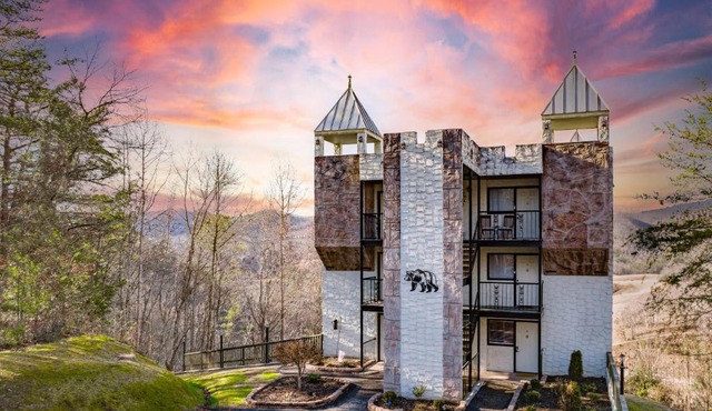 Mountain Views at Dolly's Castle Unit 4