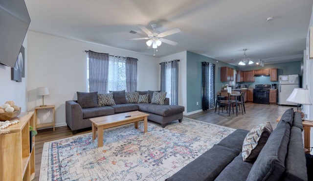 Near Ft. Benning & Downtown: The Moore House 2