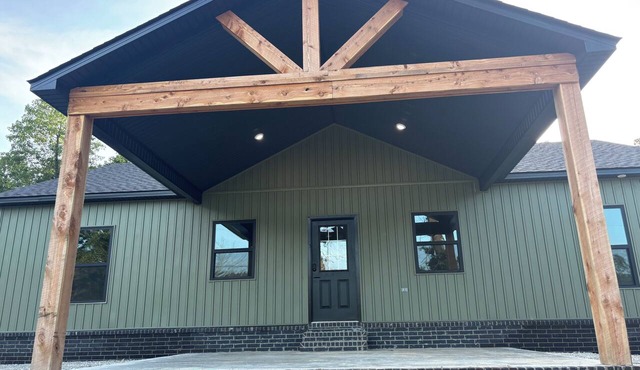 New construction 3-bedroom house in Horseshoe Bend perfect for your getaway