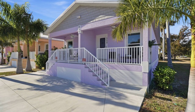 NEW! Lovely Lilac Cottage 112