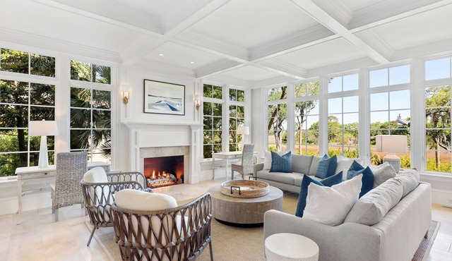 New to the rental market, stunning views, all new furnishings!