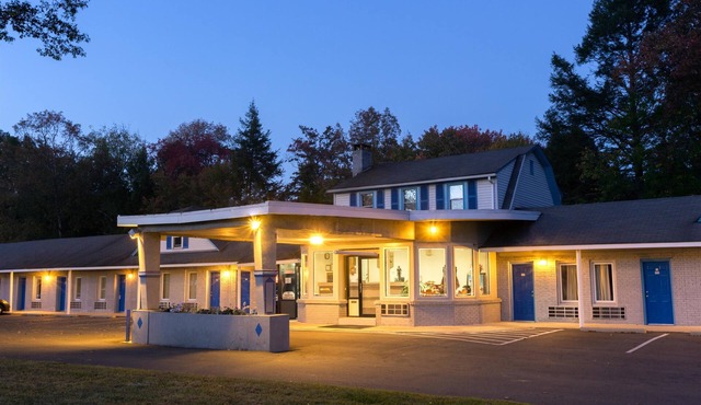 Night Lodge