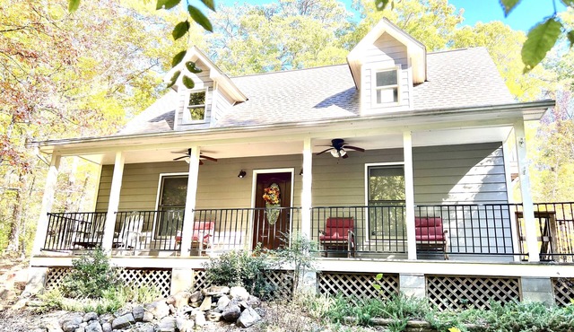 NO cleaning fee Secluded Cabin 2 acre P Forge 2 mi sleeps 9 LeConte Dwood Island