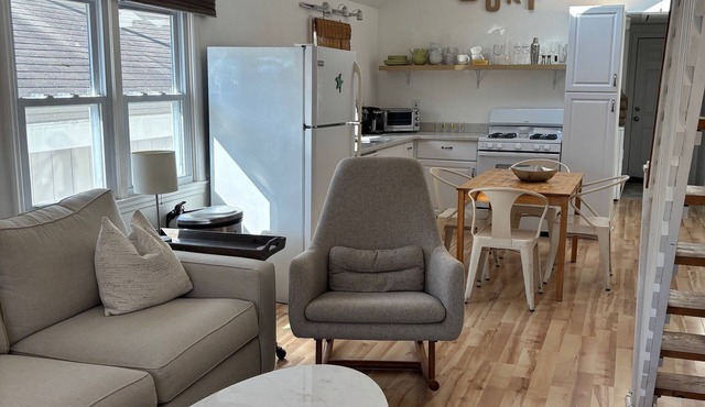 North End Beach Bungalow - Manasquan Beach house! Winter rental also