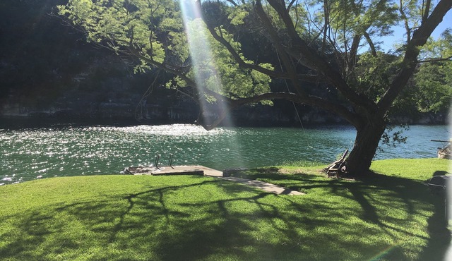NORTH FORK CHARMING HOUSE AND CABIN, FABULOUS PRIVATE RIVERFRONT.