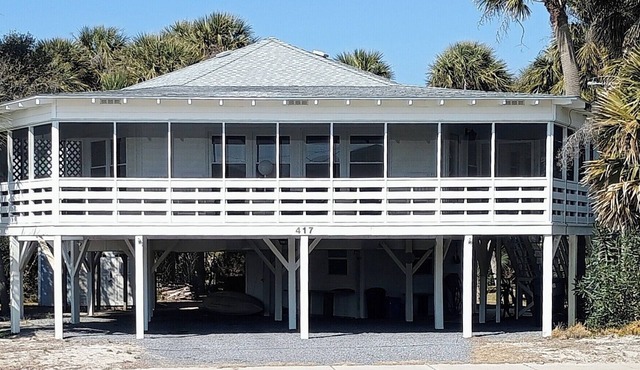 Ocean View Updated Beach House,Large Screened Porch,Beach Across the Street
