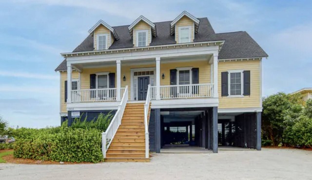 Oceanfront 6 Bedroom/5.5 Bath home with elevator and private plunge pool!