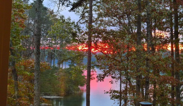 On the Lake Executive furnished retreat. Lake views, sunsets and private dock