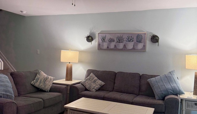 ONLY 2 WEEKS LEFT 3 BR 2 full Bath CONDO WITH POOL