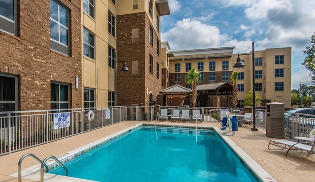 Outdoor Pool + Free Wi-Fi | Great Location!