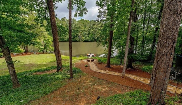 Outdoor Soaking TUB, Lake-front TINY HOME