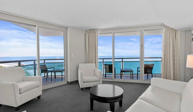 Panoramic Oceanfront Condo on 7th Floor