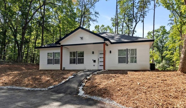 Peaceful Lake Retreat Near Lake Hartwell & Clemson, South Carolina