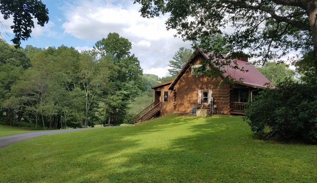 Pebble Creek Log House 3BR 2 BA Sleeps 10 Linens Inc