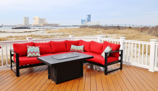Pepper Cove Palace : LUXURY OCEANFRONT 5BD AUG SEPT AVAIL