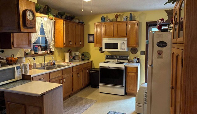 Perfect 2-bedroom house w/AC in peaceful Tracy City on The Mountain Goat Trail
