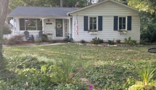 Pet Friendly Annapolis Cottage that Backs Up to Stunning Quiet Waters Park!