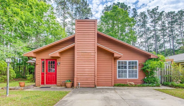 Pet-Friendly Coastal Retreat w/Pool & Deck
