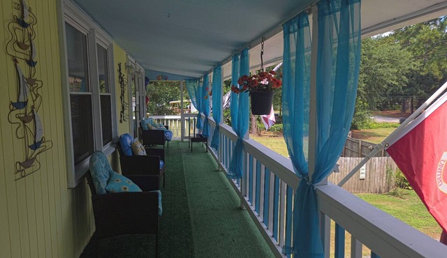 PET FRIENDLY - MINUTES TO PARRIS ISLAND - BEACHES