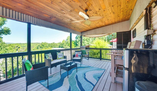 Pool & Dock Access! Badin Lake Resort Gem