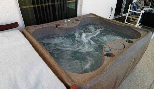 Pool, Hot Tub Game Room Near Theme Parks!