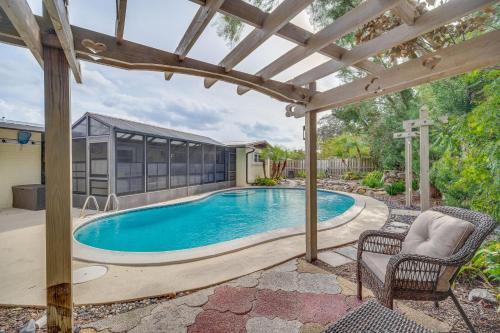 Poolside Paradise! Central Merritt Island Home