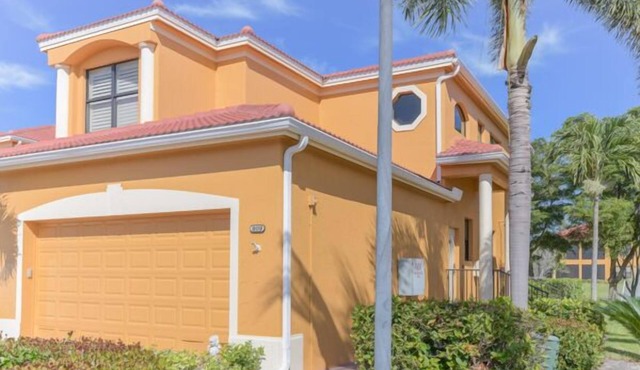 Prentiss Pointe Condo - 3 bedroom, 2 bath, 2-Floor Condo in Ft Myers