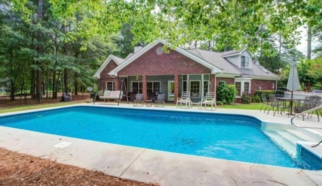 Private 3-Acre Sanctuary-Saltwater Pool Reopens May 1-MAJOR INTERNATIONAL SPORTING EVENT Ready-Downtown 22 min