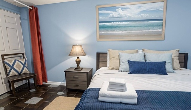 Private Beach Suite -Own Entrance & Bath- Free Parking - Near JFK