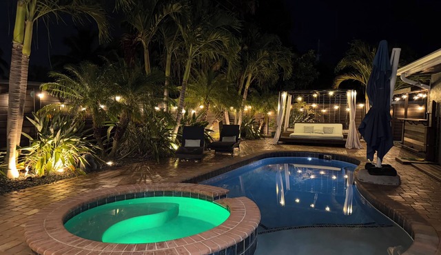 Private Resort Oasis, Heated Pool, Spa, Gym+Game Room