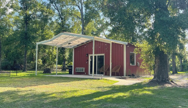 Private Retreat on 21 Acres Close to Spirit of the Suwannee