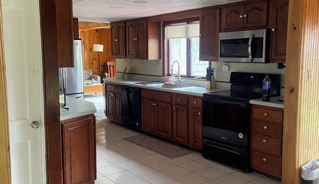 Private waterfront retreat on Cumberland Head where every sunrise paints the sky in Plattsburgh