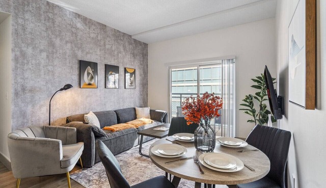 Queen City Retreat | Parking, Views, Near Stadium