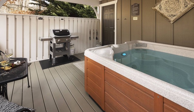 Quiet, Family-Run Cottage Near Asheville