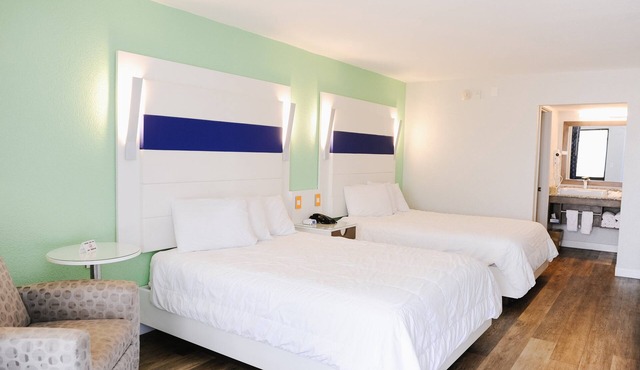 Regency Inn & Suites