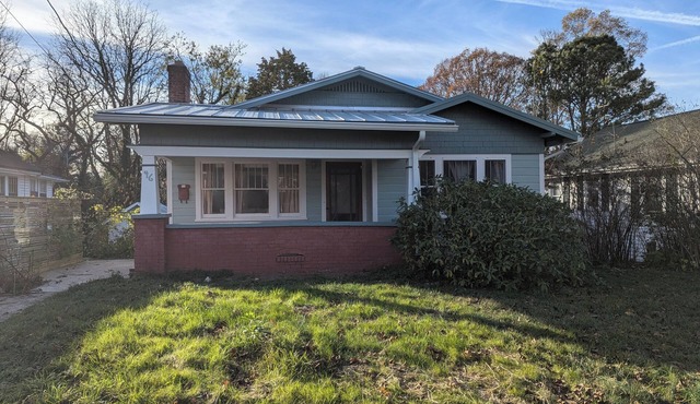 Renovated West Asheville cottage by Vibrant Haywood!