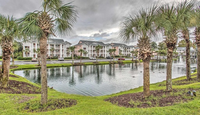 Resort Amenity Access: Chic Myrtle Beach Condo!