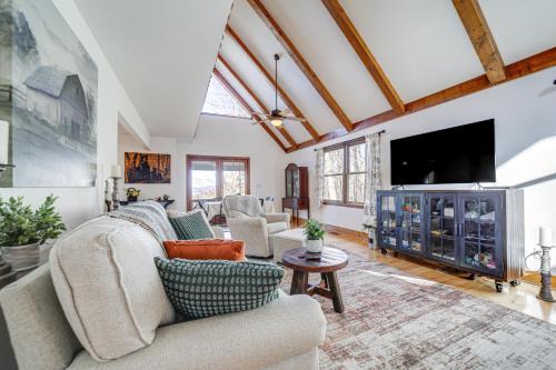 Resort Perks! Family Sky Valley Gem w/Mtn Views