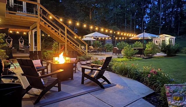 Resort Style Amenities Pool, Fire Pit, Porch, Recreation Area & Near LakePoint