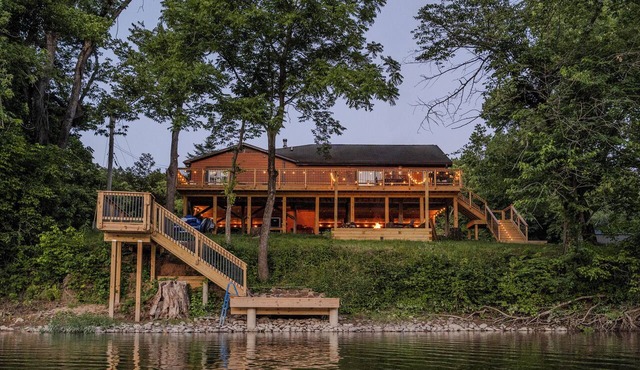 Riverfront Retreat at Harpers Ferry, Float & Swim!