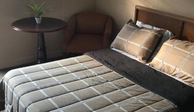 Riviera Motor Lodge