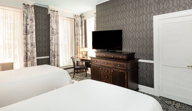 Robert Johnson 2 Double Beds Pure Wellness Room at Historic Inns of Annapolis