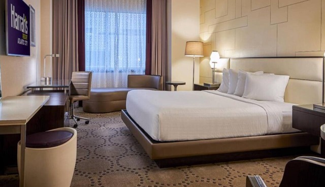 Room with One Bed at a 4⭐️ Hotel