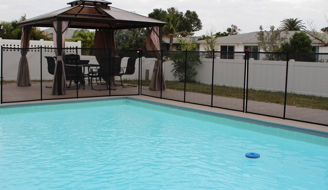 Rotonda Pool Oasis Near Beaches - Sleeps 9